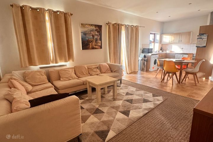 Apartment 3, Cartron Court, The Newtown, Moate, Co. Westmeath