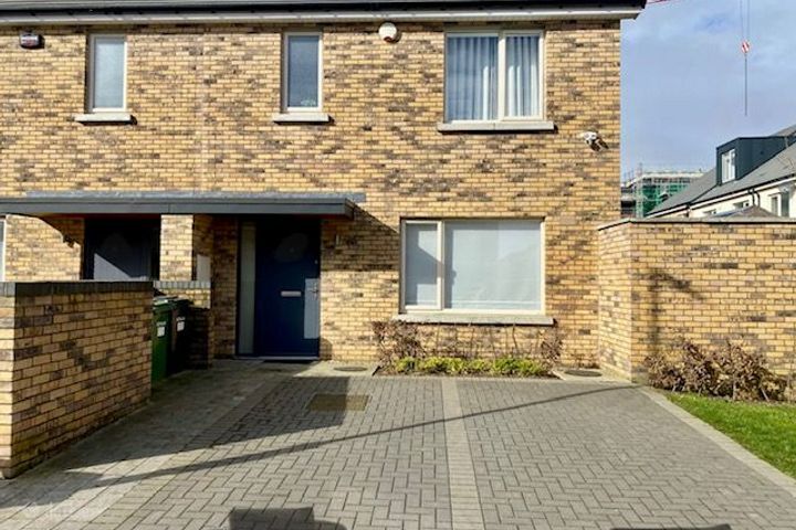 Rathborne Row, Dublin 15, Ashtown, Dublin 15