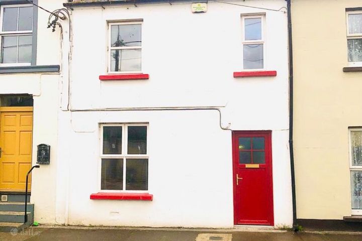 10 Pier Road, Rathmullan, Co. Donegal