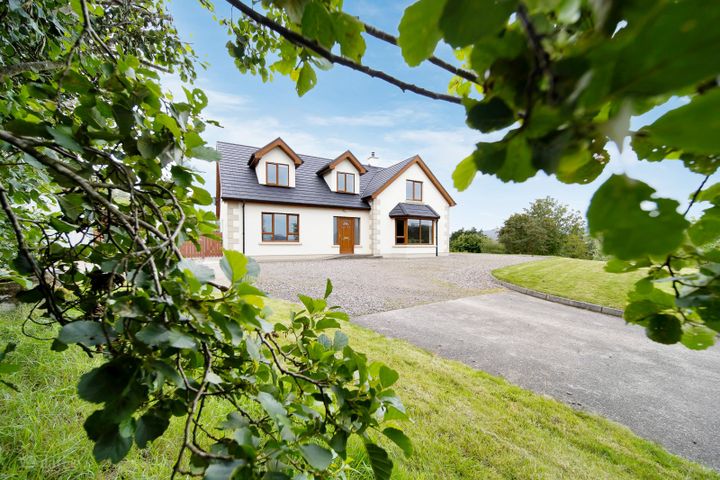 Ballinascall, Church Hill, Letterkenny, Co. Donegal, F92N2A2