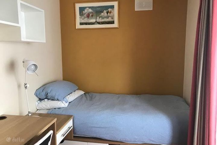 Sidmonton Road, Bray, Co. Wicklow