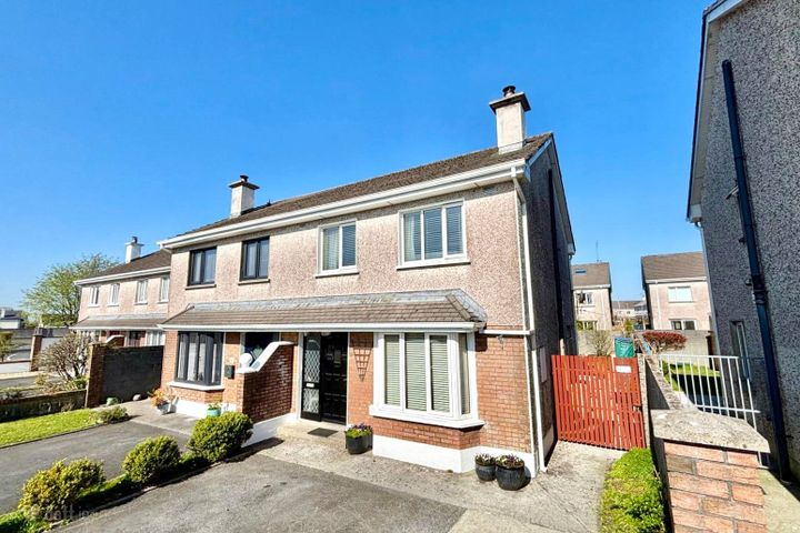 9 Ard Esker, Tuam Rd, Athenry, Galway