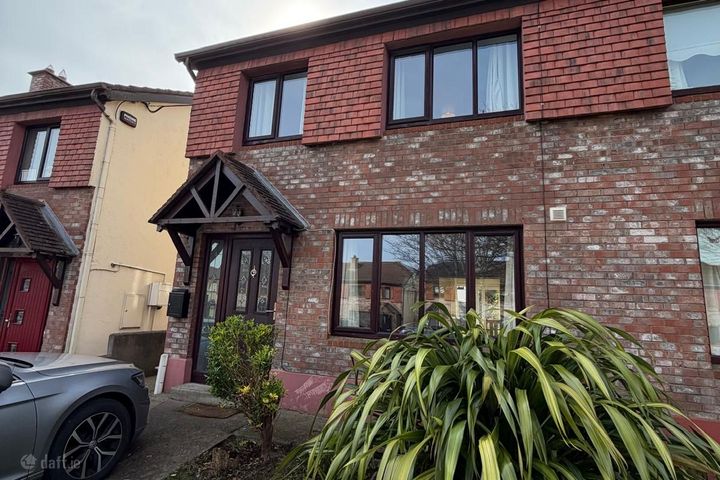 Mount Eagle Grove, Leopardstown, Dublin 18