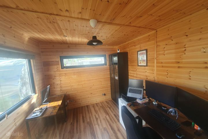 R32 AK58  -  69 Railway Mews, Portarlington, Co. Laois, R32AK58