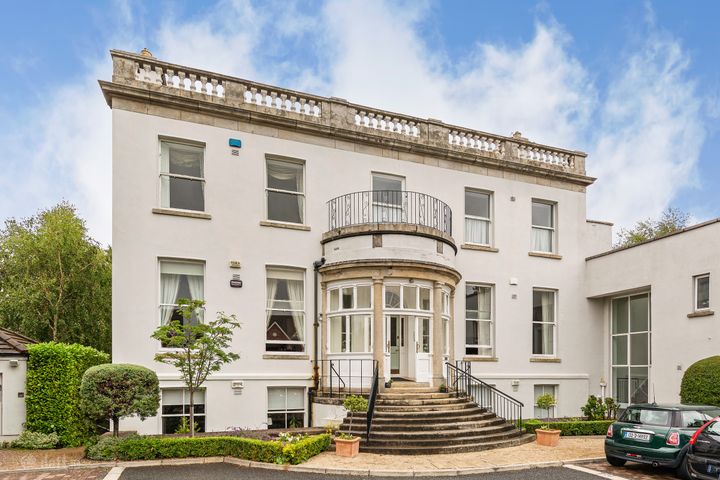 9 Marlfield House, St Gabriels, Johnstown Rd Dublin 18, Dublin 18, Dublin