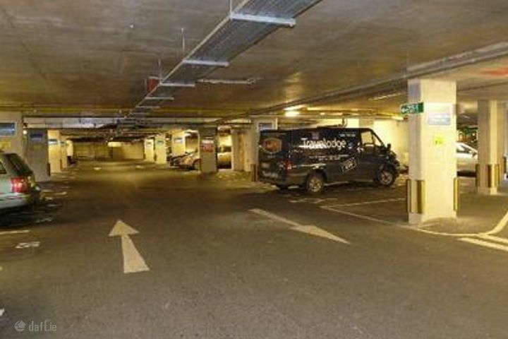 Custom Hall, Middle Gardiner Street, Dublin 1