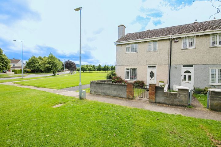 143 Castle Park, Tallaght, Dublin 24, D24R8PN