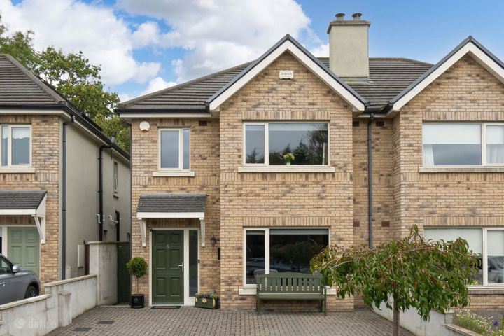 8 Hawthorn Gate, Celbridge, Co. Kildare, W23TY80