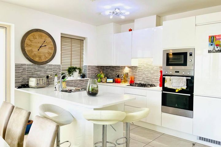 Shackleton Park, Lucan, Co. Dublin