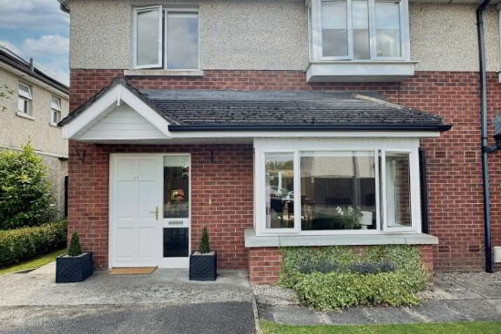 No. 37 Woodvale, Carrickmacross, Co. Monaghan, A81V409