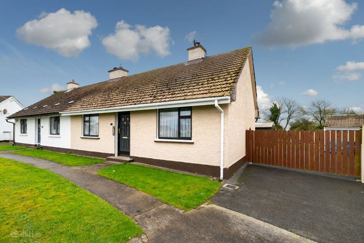 31 Saint Brochan's Park, Bracknagh, Co. Offaly, R51NX43