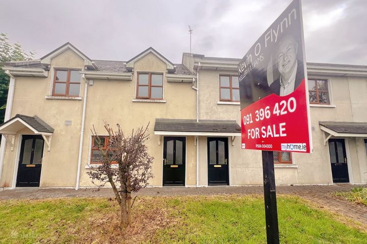 1 Cúirt Slua, Church Street, Ballinasloe, Co. Galway, H53HW65