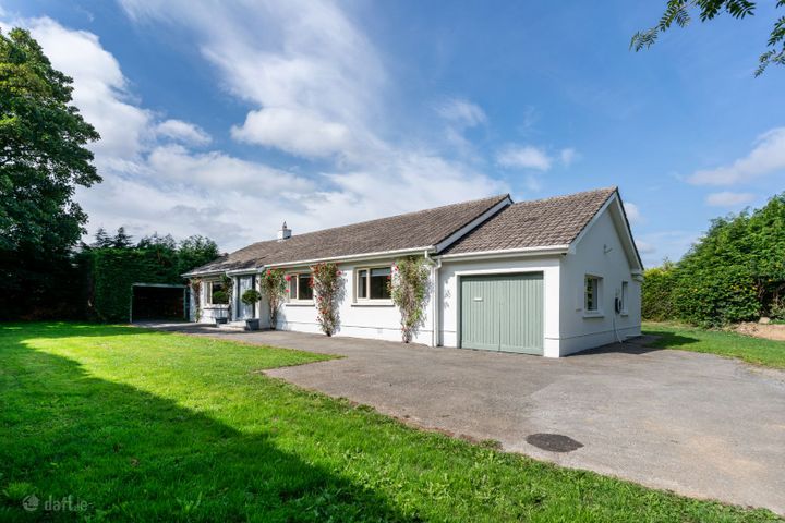 Skye View House, Golden Falls, Ballymore Eustace, Co. Kildare, W91X8Y2