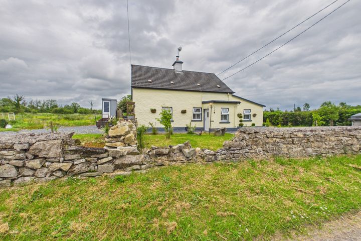 Cloonkeen, Newbridge, Ballinasloe, Co. Galway, H53YH27