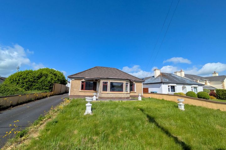 Ashmoy House, Gort Road, Ennis, Co. Clare, V95E727