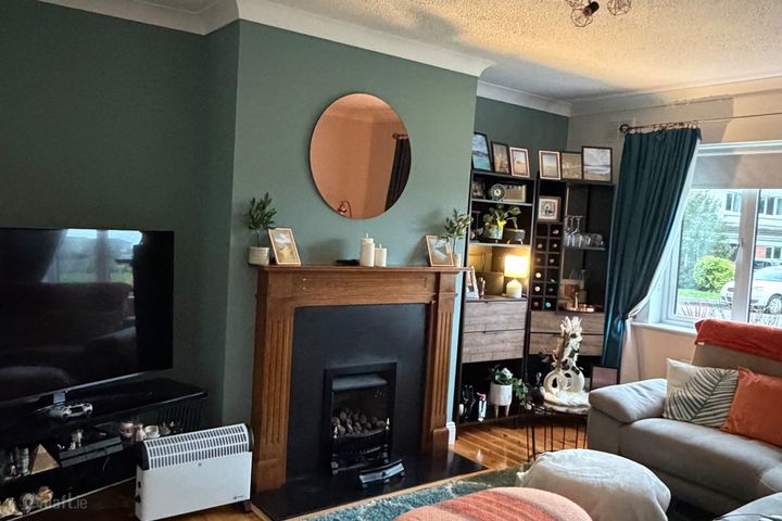 Large Double Bedroom - 6 Months (Potential to Extend), Frankfield, Co. Cork