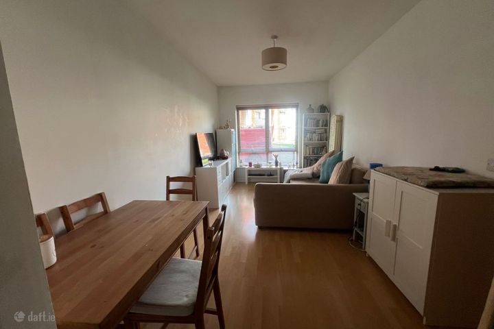 Seven Oaks, Sarsfield Road, Kilmainham, Dublin 8