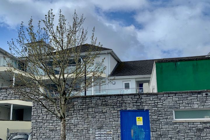 9 Cuirt An Oir, Athlone Rd, Longford, Longford