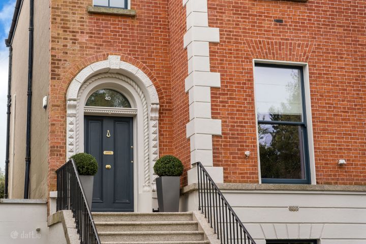 40 Kenilworth Square West, Rathgar, Dublin 6, D06YX09