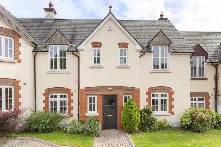 10 Knockanally Golf Village, Donadea, Naas, Kildare