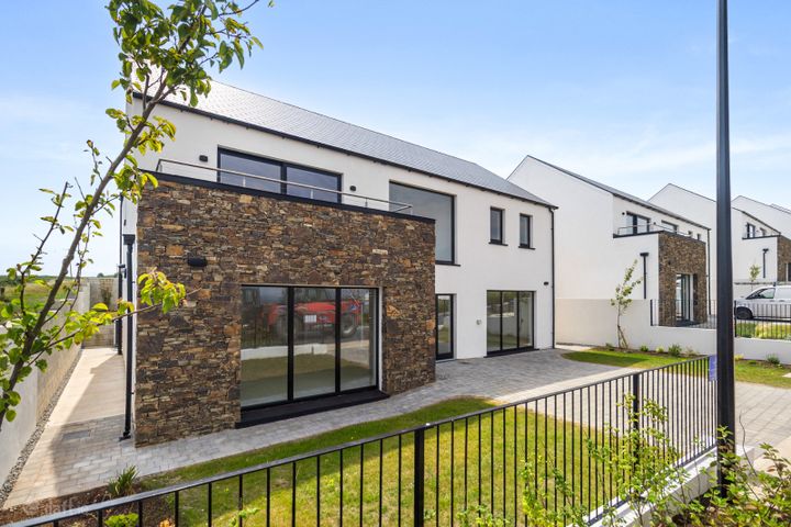 5 Ocean View, Barrack Hill, Ballycotton, Ballycotton, Co. Cork, P25R8C2