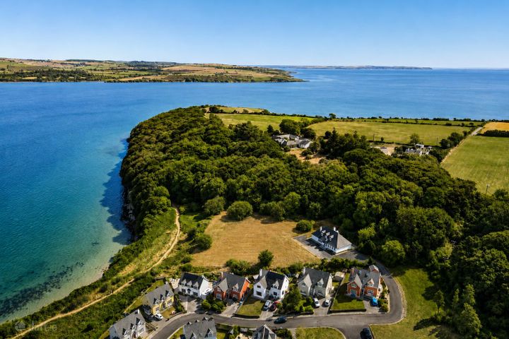 Woodpoint, Meadowlands, Courtmacsherry, Courtmacsherry, Co. Cork, P72KV76