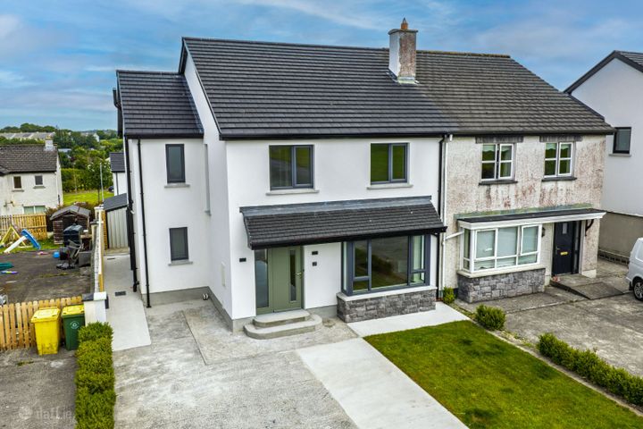 51 Rockwell, Ballina, Ballina, Co. Mayo, F26K5W5
