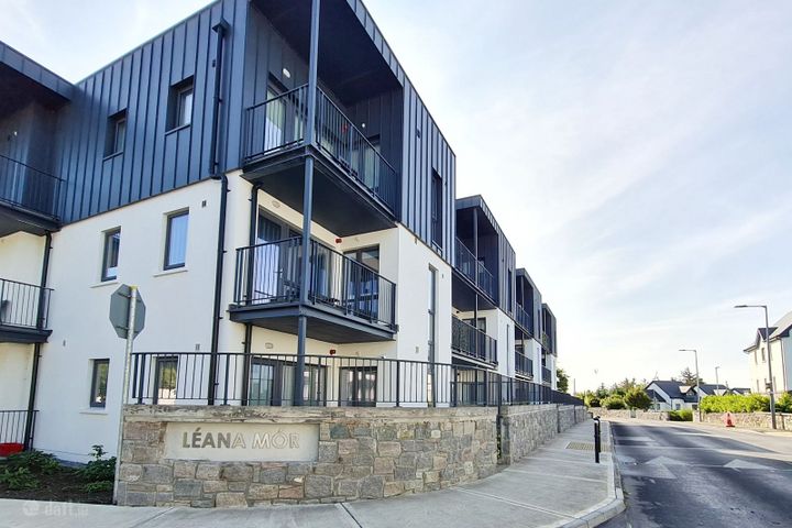 Leana Mor, Knocknacarra, Co. Galway
