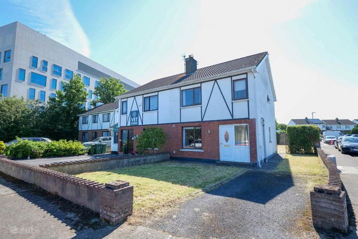 30 Oakvale Drive, Dooradoyle, Co. Limerick, V94E13H