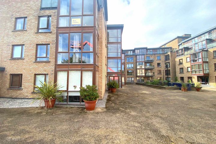 The Island, Chapelizod, Dublin 20, Dublin 20