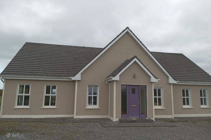  Clara, Clara, Co. Offaly