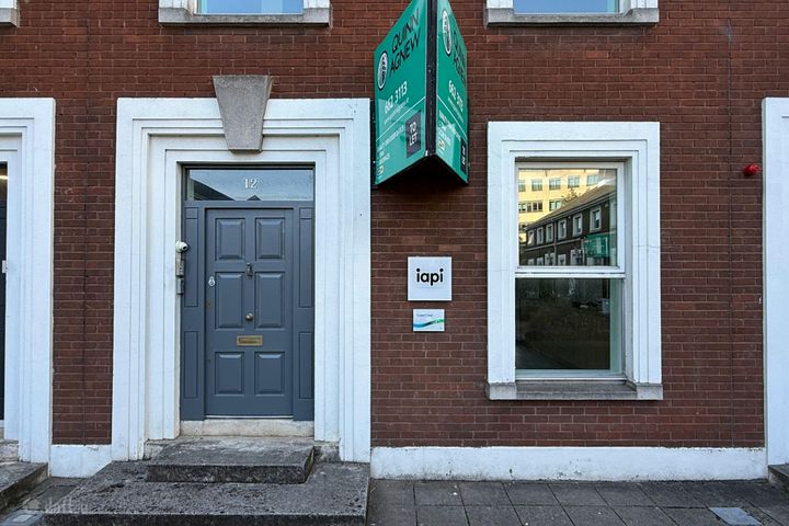 12 Clanwilliam Square, Grand Canal Quay, Dublin 2