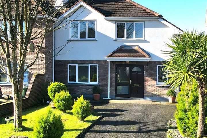 2 Abbeyfield, Ballaghaderreen, Roscommon, Ballaghaderreen, Co. Roscommon, F45W942