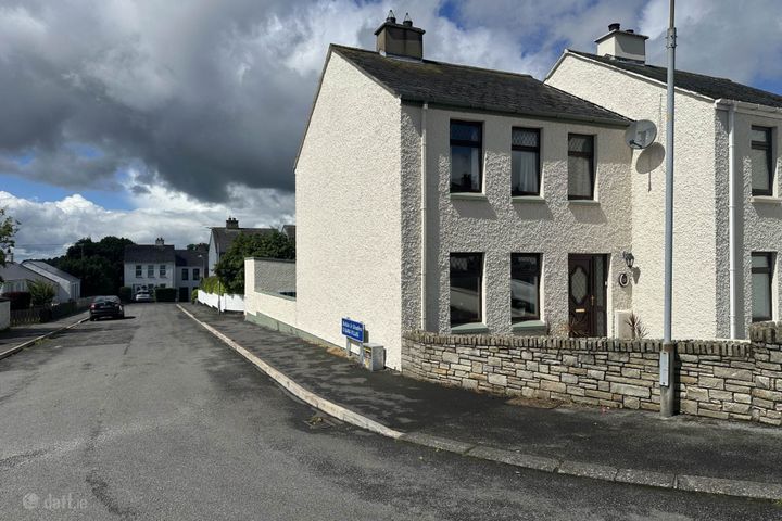 22 O`Gara Villas, Moville, Co. Donegal, F93F96E