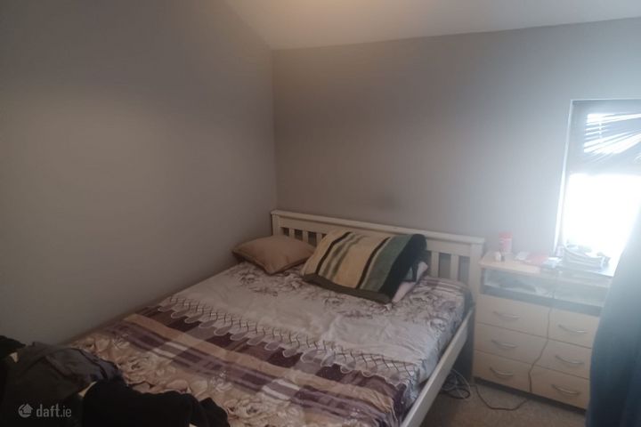 15b Lenaboy Avenue, Salthill, Galway, Galway City Centre, Co. Galway