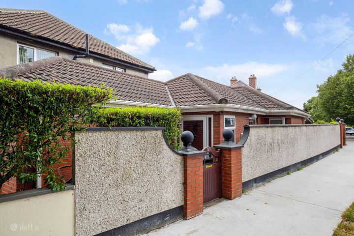 The Bungalow, 37 Vernon Grove, Clontarf, Dublin 3, D03XV59