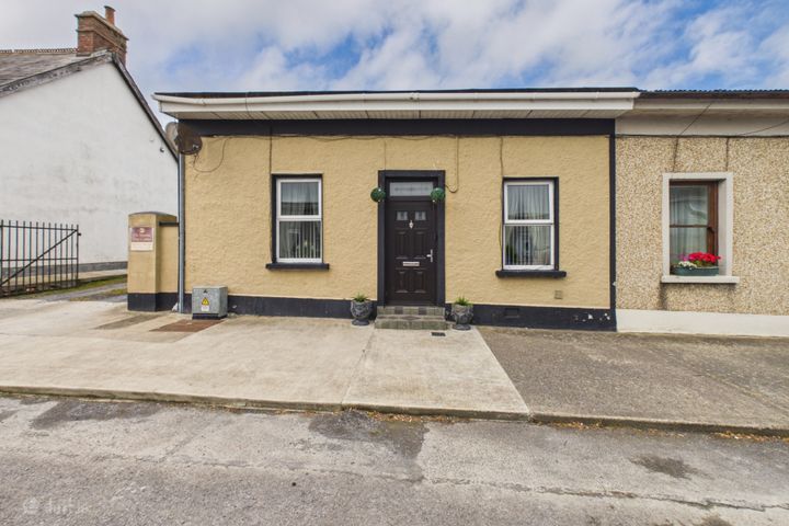 56 William Street, Portlaw, Co. Waterford, X91F2N4