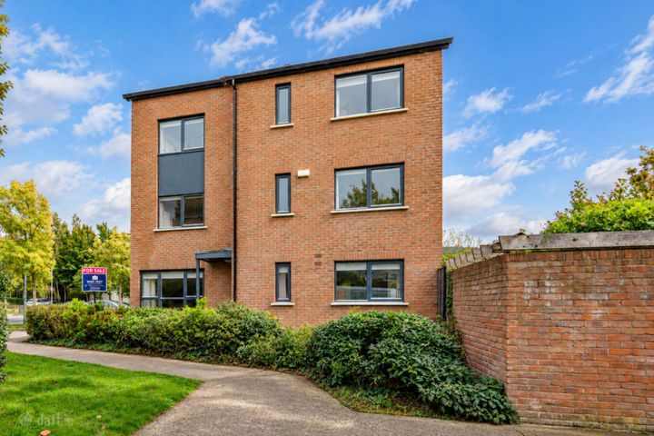 55 Hunters Avenue, Hunters Wood, Ballycullen, Dublin 24, Co. Dublin, D24R7Y5