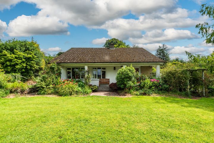 Rockwood, Lisheen Road, Blessington, Manor Kilbride, Co Wicklow, W91P2D2