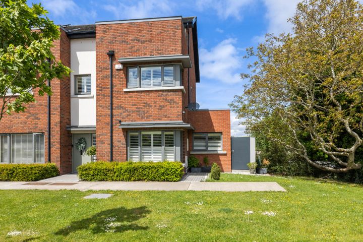 10 Willow Glen, Glenamuck Road, Carrickmines, Dublin