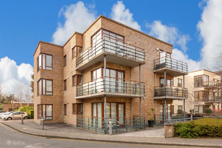 Apt 12 Moore House, Loreto Abbey, Rathfarnham, Co. Dublin, Rathfarnham, Dublin 14