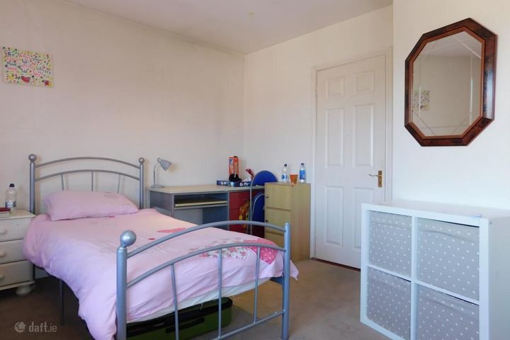 Valley Drive, Cabinteely, Co. Dublin