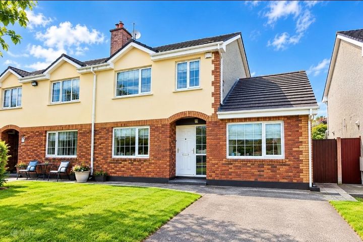 14 Árd Dara Lawn, Station Road, Blarney, Co. Cork, T23EK88