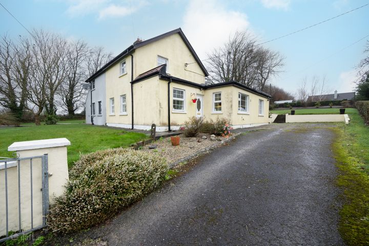2 Rathanker, Passage West, Cork, T12YRP1