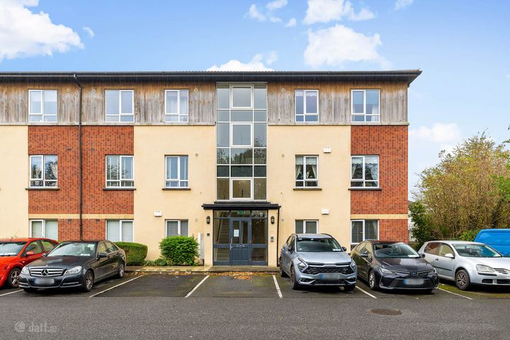 15 The Green, Hazelhatch Park, Celbridge, Co. Kildare, W23T043