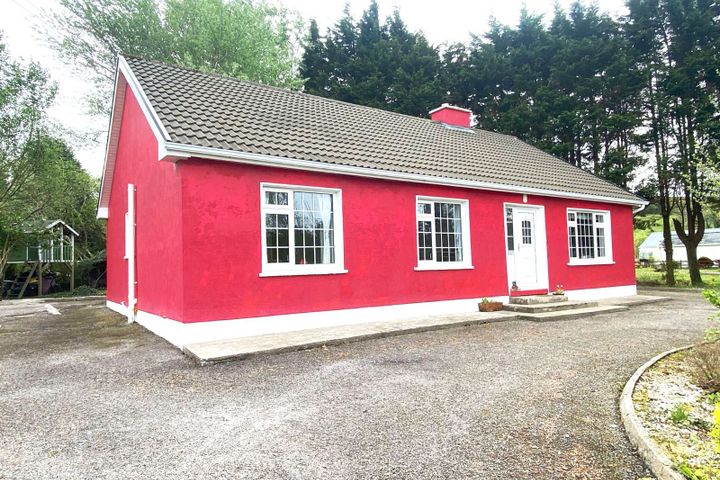 Ballybrollaghan, Mountcharles, Mountcharles, Co. Donegal, F94H9K8