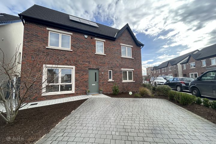 1 Shackleton Lodge, Lucan, Co. Dublin