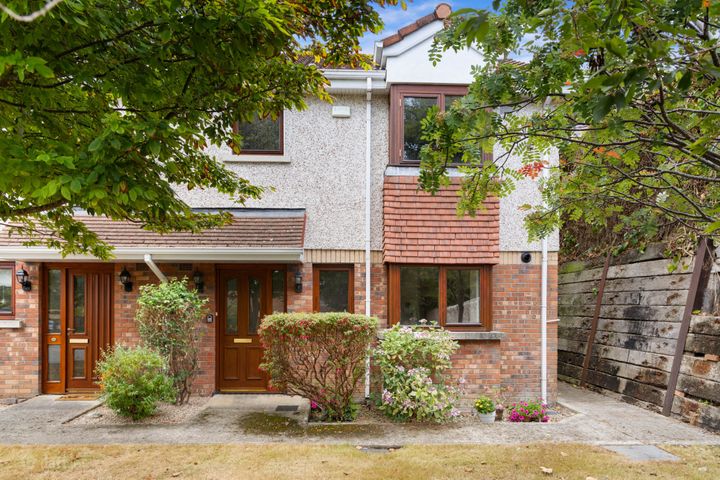 7 Rathmichael Park, Shankill, Co. Dublin, D18NY31