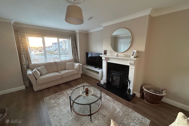 Marlstone Manor, Brittas Road, Thurles, Co.Tipperary, Thurles, Co. Tipperary