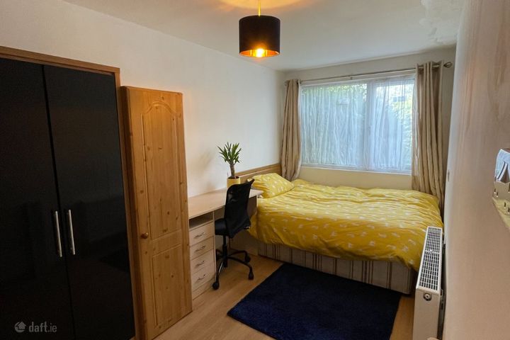 68 Balally Drive, Dundrum, Dublin 14